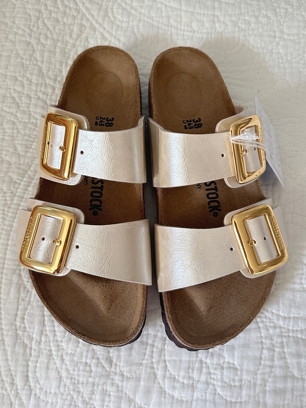 NWT Birkenstock Sydney Luxe Buckle in Pearl 38